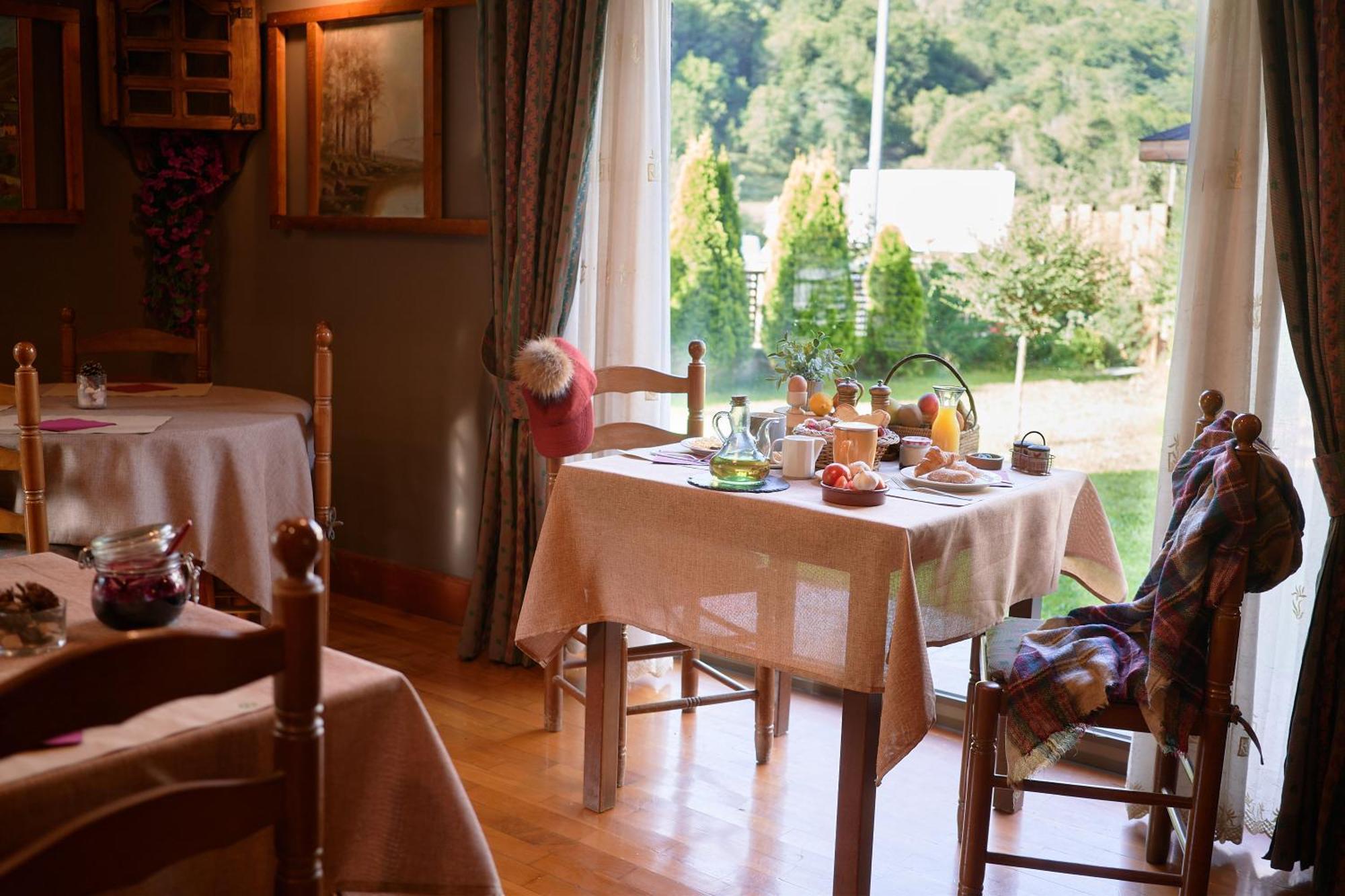 Gran Chalet Hotel & Petit Spa Веля Екстериор снимка