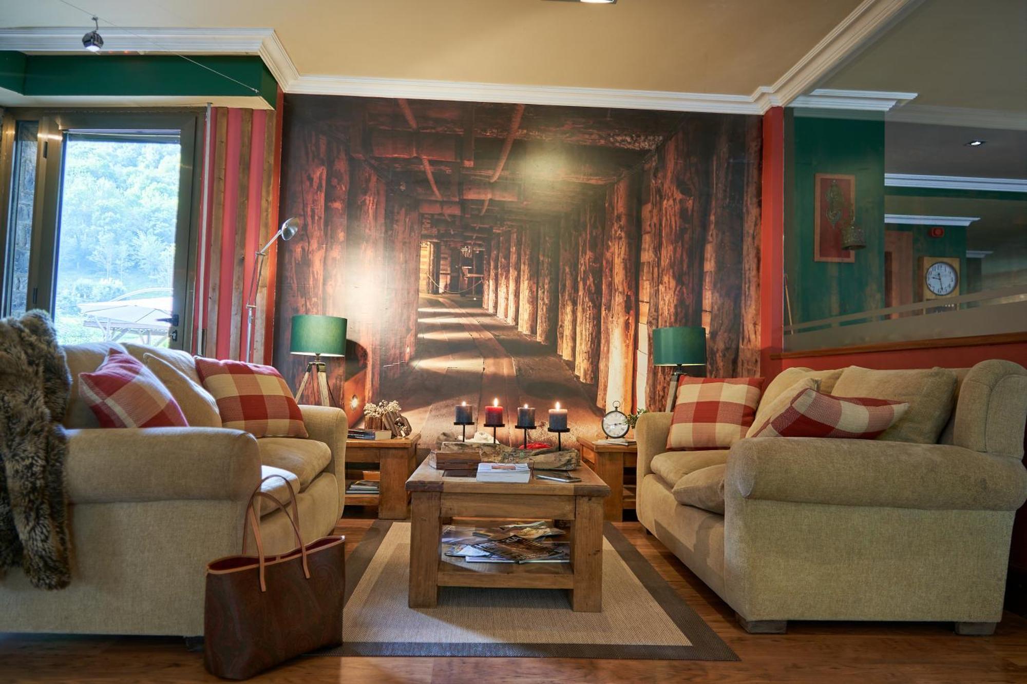 Gran Chalet Hotel & Petit Spa Веля Екстериор снимка