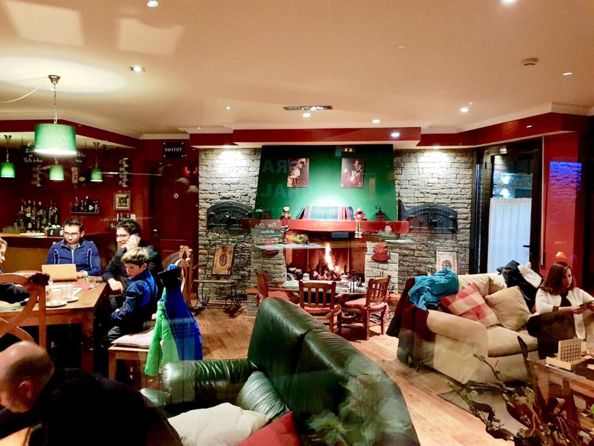 Gran Chalet Hotel & Petit Spa Веля Екстериор снимка